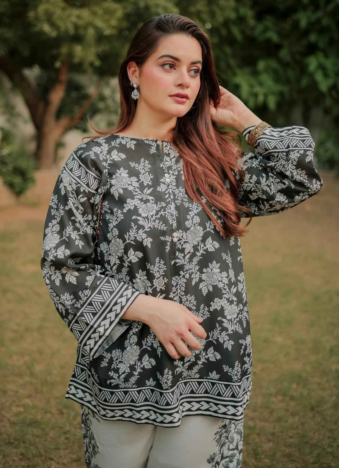 Amber Article 2Pc