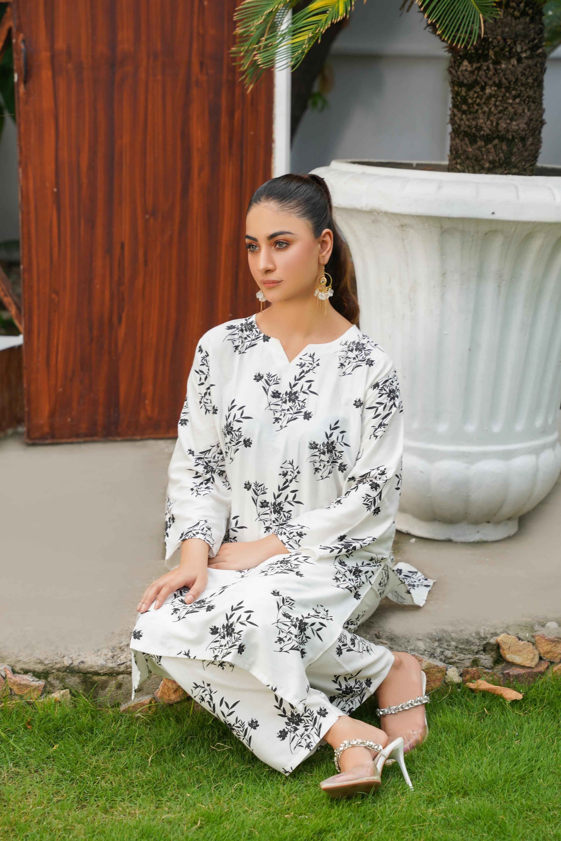 Camellia 2Pcs Stitched Suit
