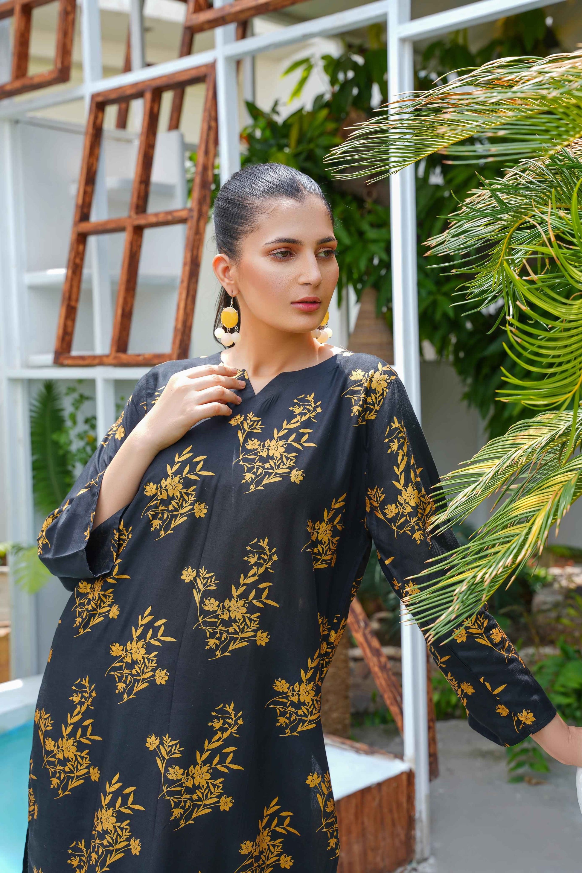 Camellia 2Pcs Stitched Suit